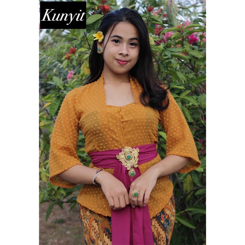 (Kebaya Saja) Kebaya bali sifon dot rubia lengan lonceng-Tembaga