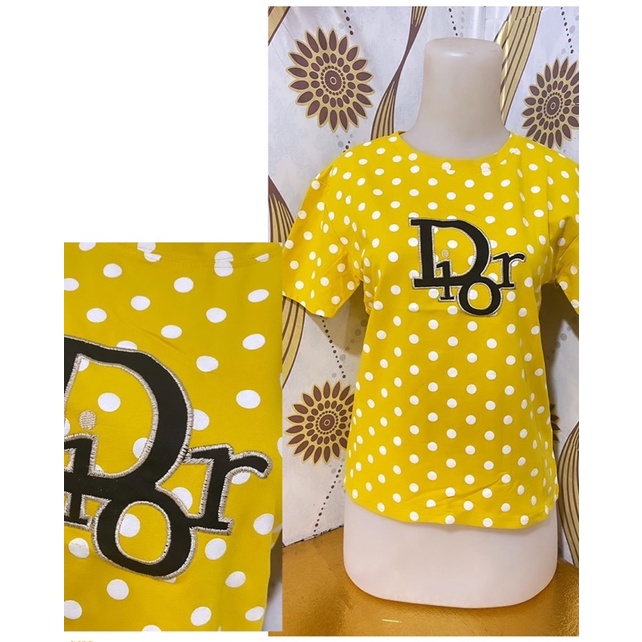 Atasan kaos import polkadot