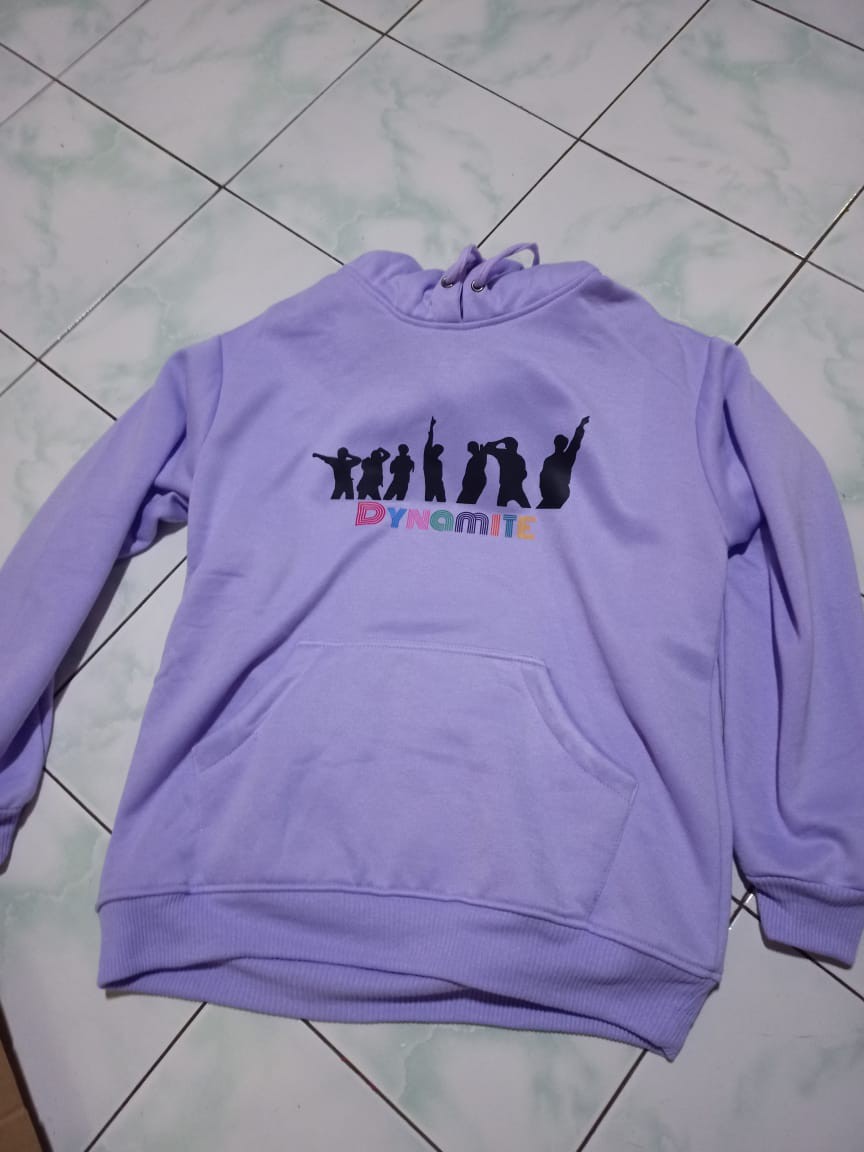 (ready) Hoodie Dynamite Ungu Muda (baca Desk!)