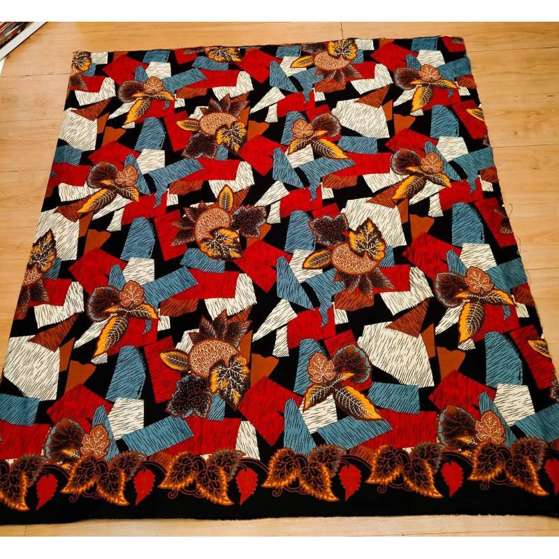 Kain Batik Solo motif bunga merah ( Primissima )
