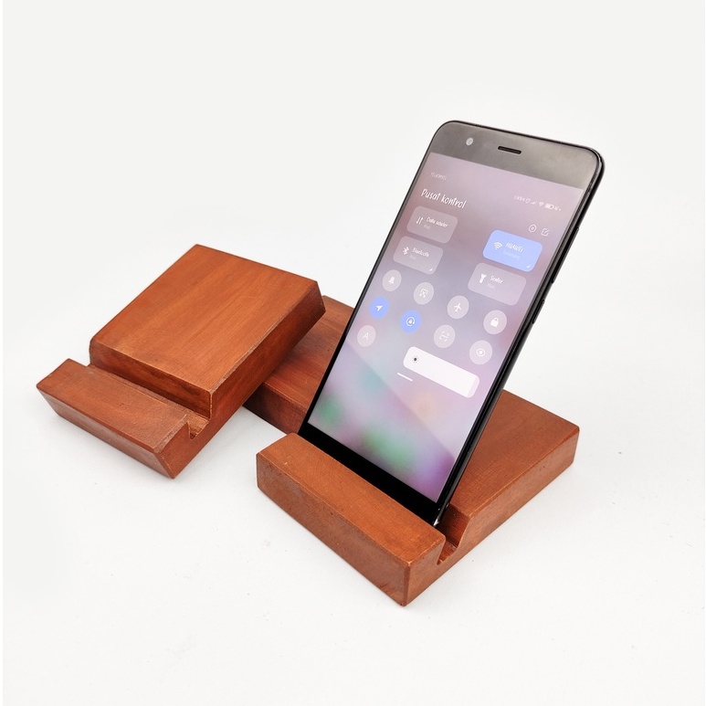 Stand Holder Tablet Handphone Kayu Solid