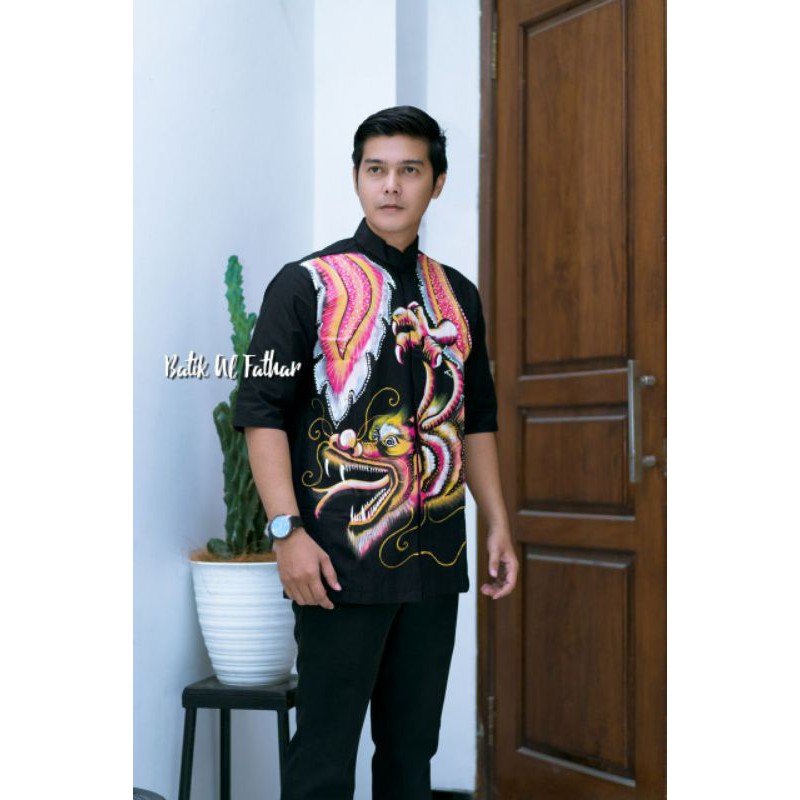 

hem lukis naga ukuran xl