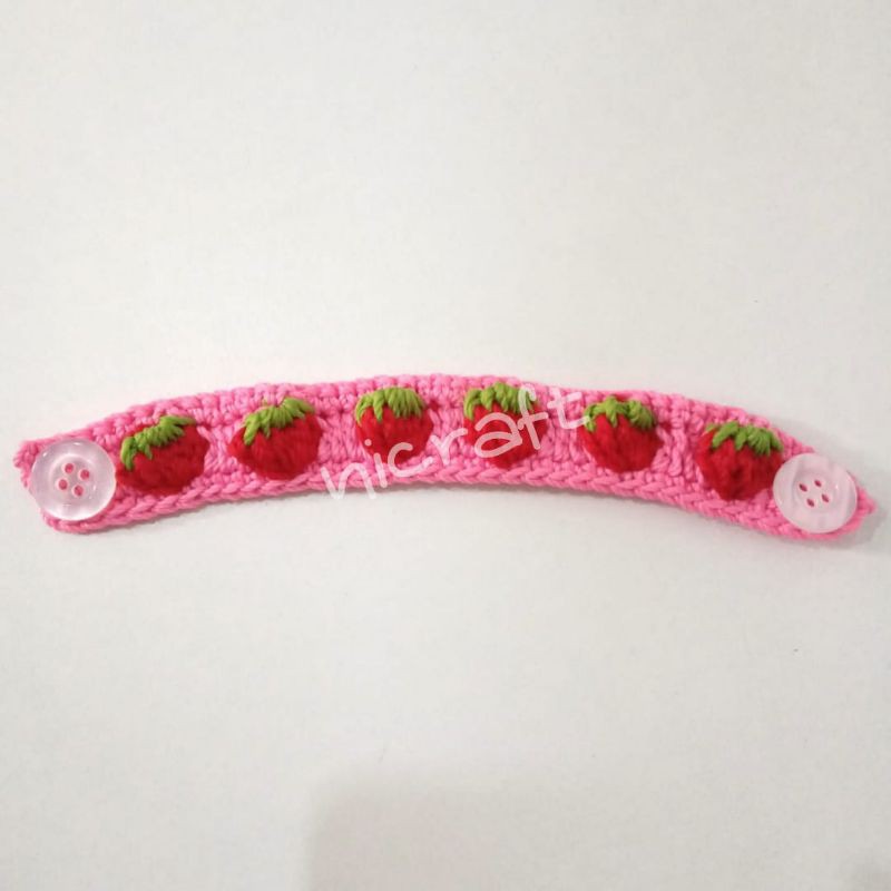 konektor masker rajut strawberry lucu banget, SEBELUM ORDER BACA DESKRIPSI TERLEBIH DAHULU YA