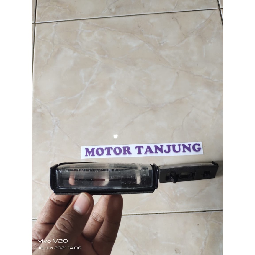 lampu plat nomor pajero grandis original