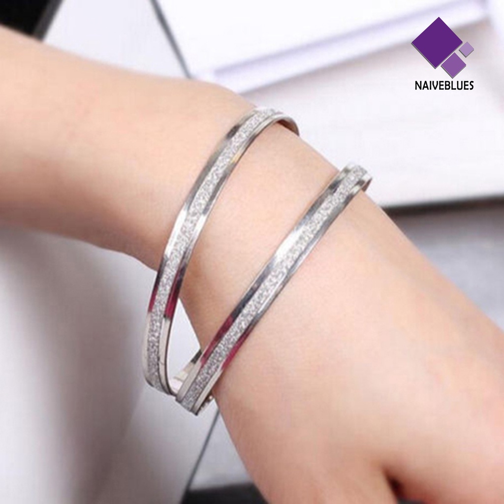 Naiveblue &gt; Gelang Tangan Wanita Desain Bulat Frosted Simple Untuk Pesta / Kencan