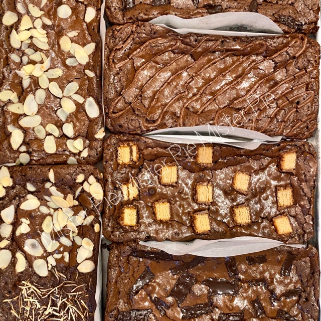 

Fudgy Brownies by Mister Pie