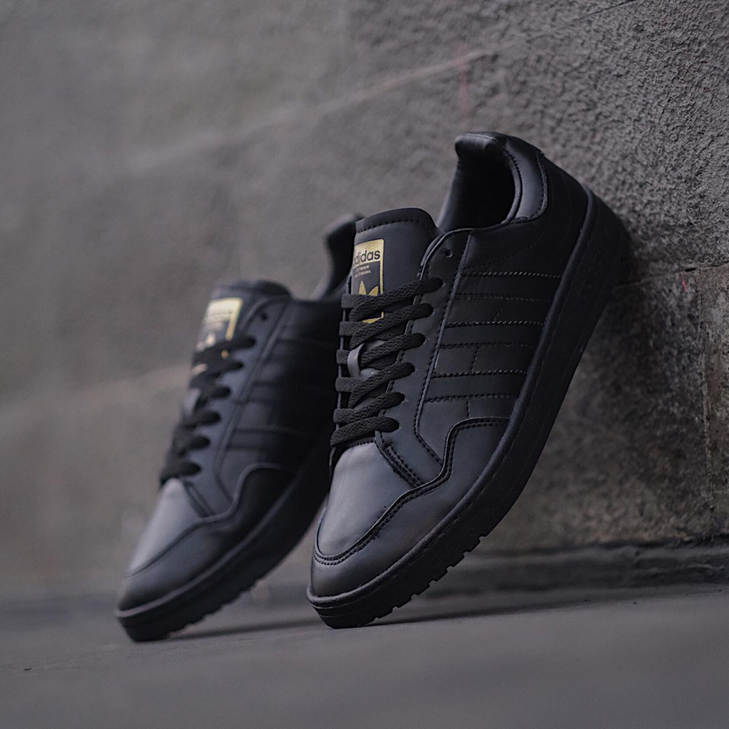 ADIDAS TEAM COURT LEATHER ALL BLACK Original