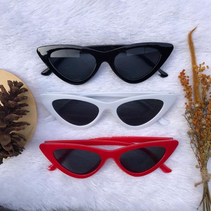 TERMURAH COD Korean Fashion Segitiga Triangle Mata Kucing Kacamata Hitam Wanita/Pria Sunglasses