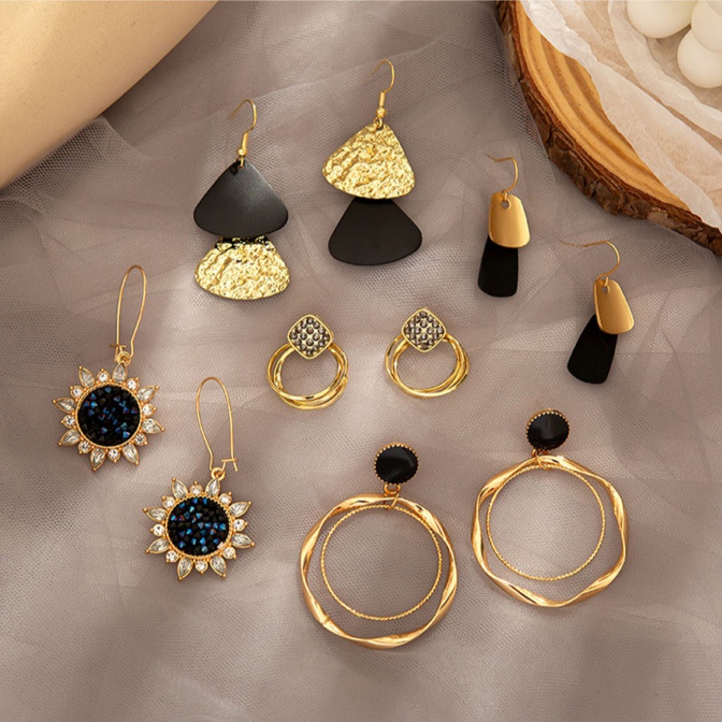 Anting Gantung Panjang Model Geometri Gaya Retro Korea Untuk Wanita