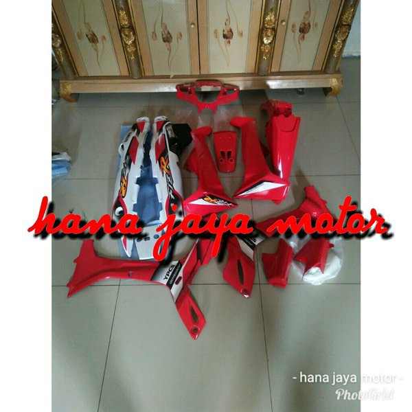 cover body f1zr full halus body fizr merah putih