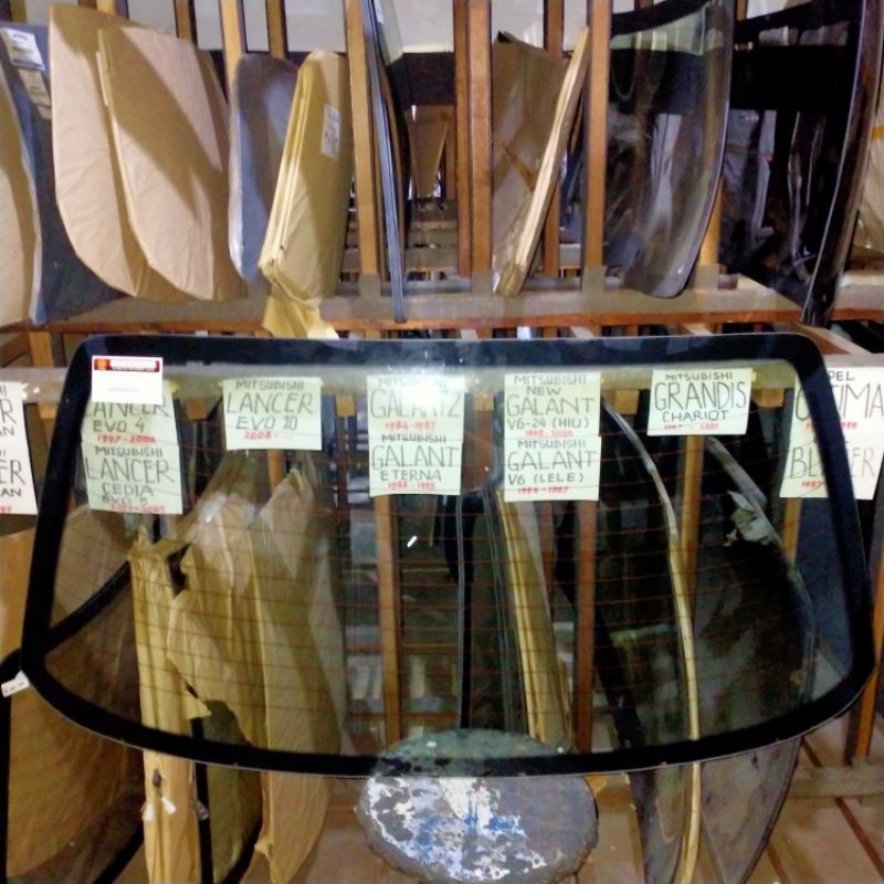 [ORIGINAL] KACA BELAKANG SUZUKI BALENO 1996