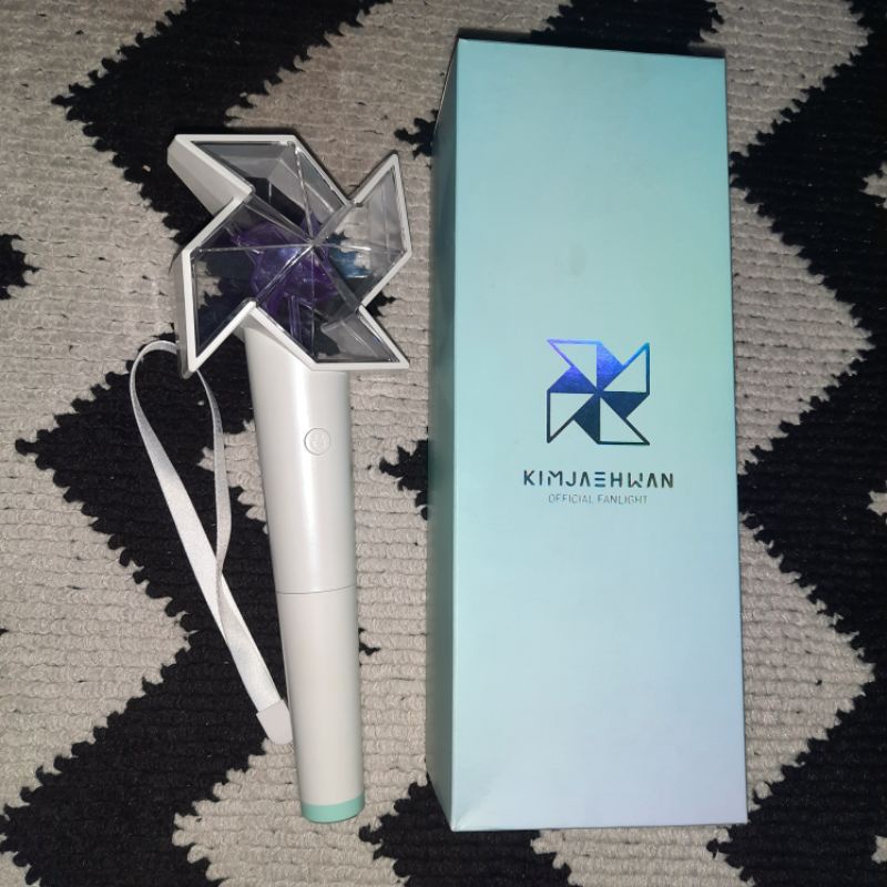 LIGHTSTICK KIM JAEHWAN WINDEU BONG