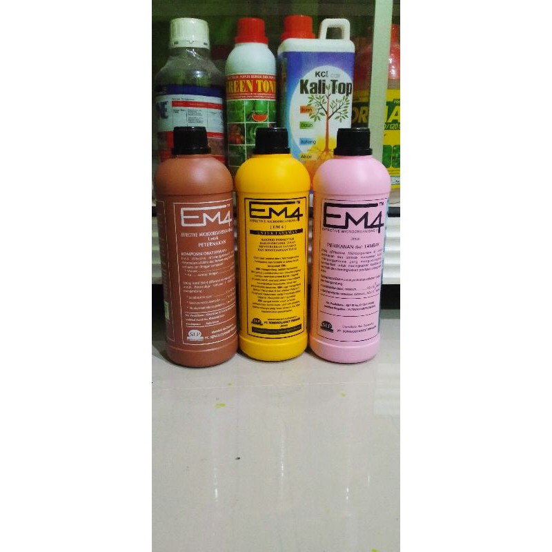 EM4 pupuk cair