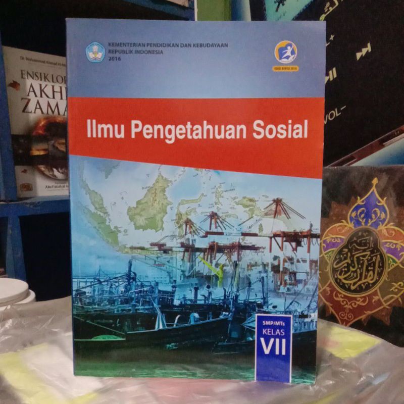 BUKU IPS KELAS 7