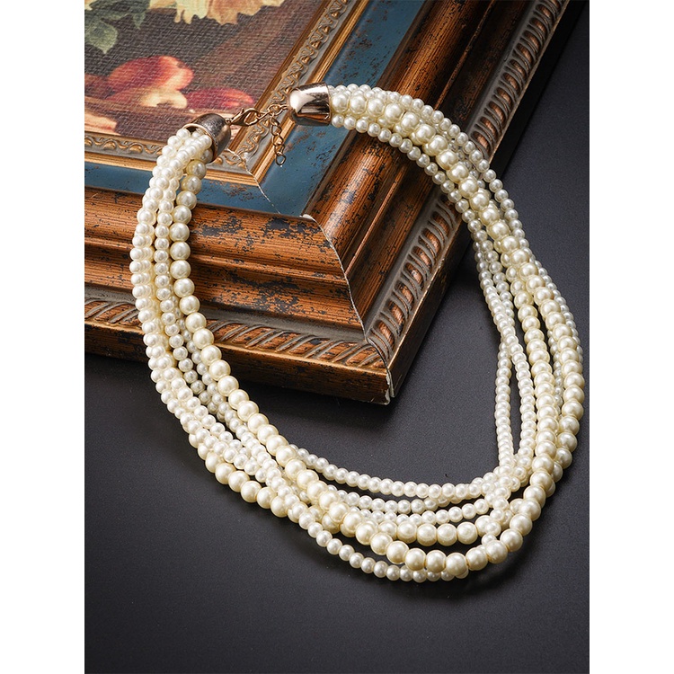 Kalung Choker Multilayer Bahan Metal Aksen Mutiara Gaya Vintage Untuk Wanita