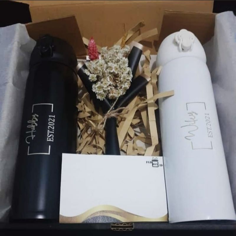 

Hampers Couple Gift / Set Tumbler Custom / Tumbler Gift / Hampers Annive / Kado Pernikahan