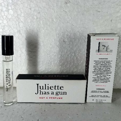 TraveL Spray Parfum OriginaL Juliette has a gun Not a Perfume EDP 4 ml For Women Murah