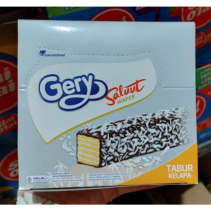 Gery Saluut Wafer Chocolate Tabur Kelapa 20 gr x 12 pcs