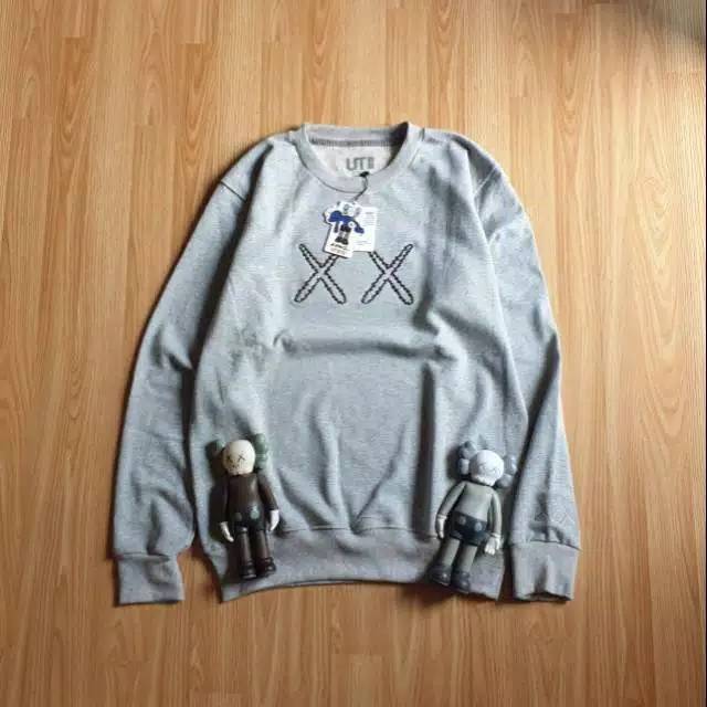 Crewneck Uniqlo X sesame full tag