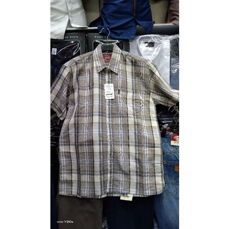 KEMEJA PRIA YOBEL L