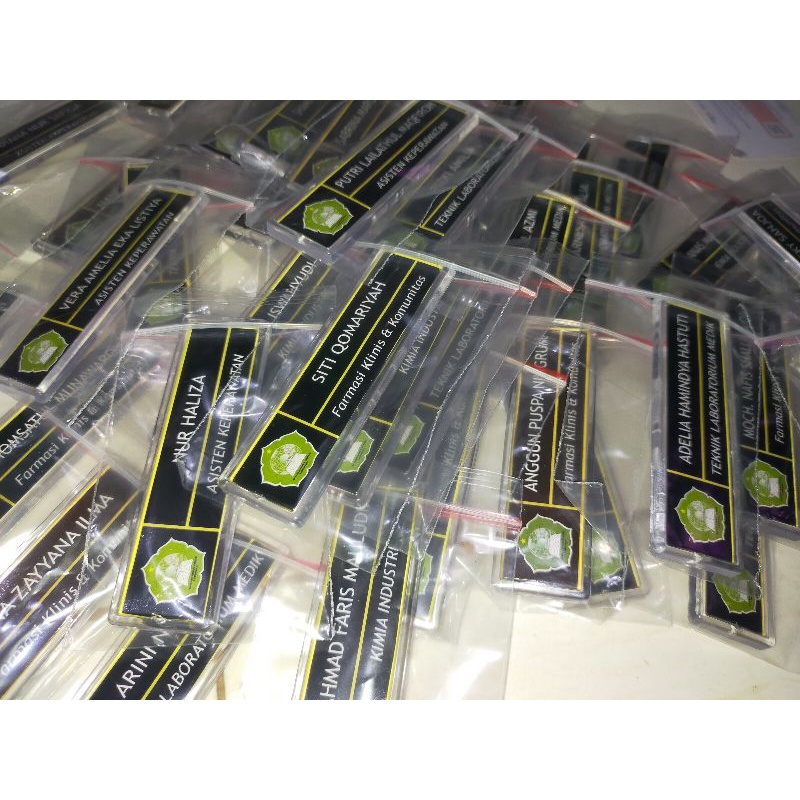 

Name Tag / Papan Nama Dada