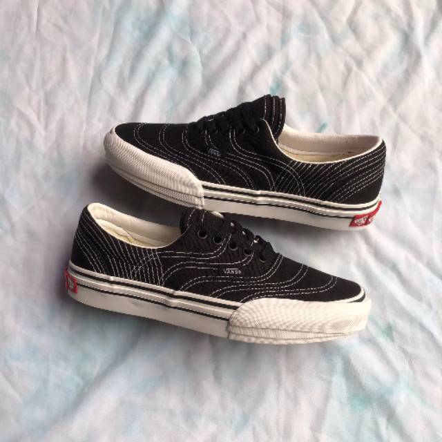 Vans Classic Era “Vision Voyage 3ra”