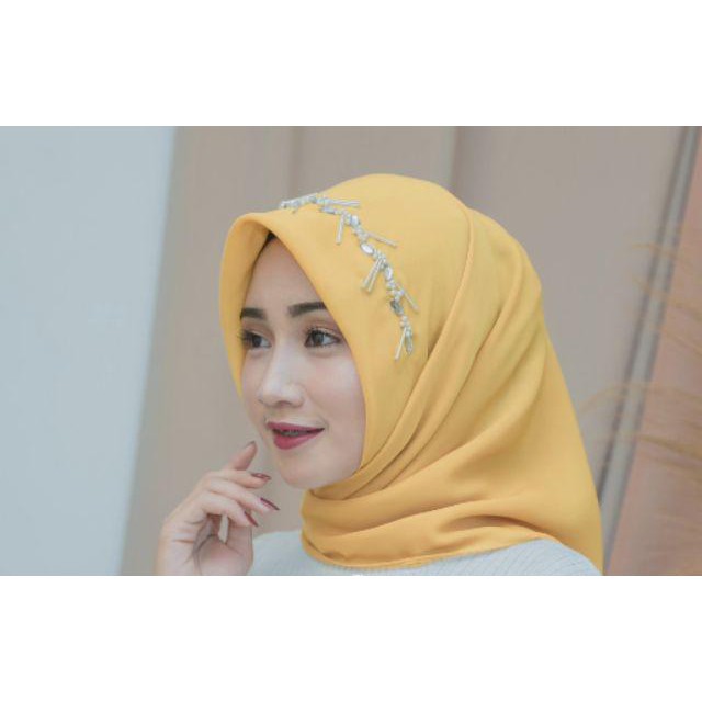 Hijab Segiempat Bella Lasercut Payet/Jilbab Bella Lasercut Payet