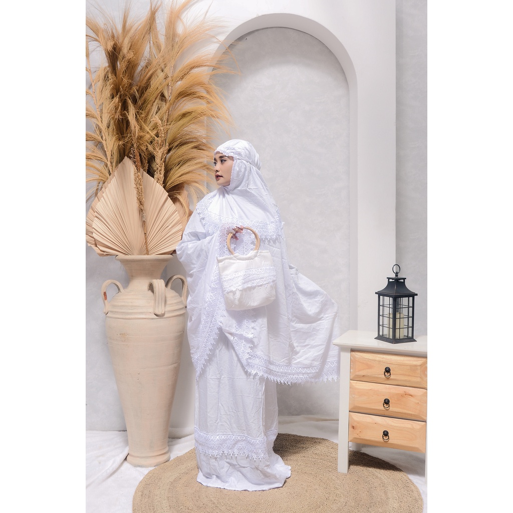 Ezpata Mukena Dewasa Putusan Hajjah Rendah Putih Jumbo Premium Bahan Rayon Adem dan Halus