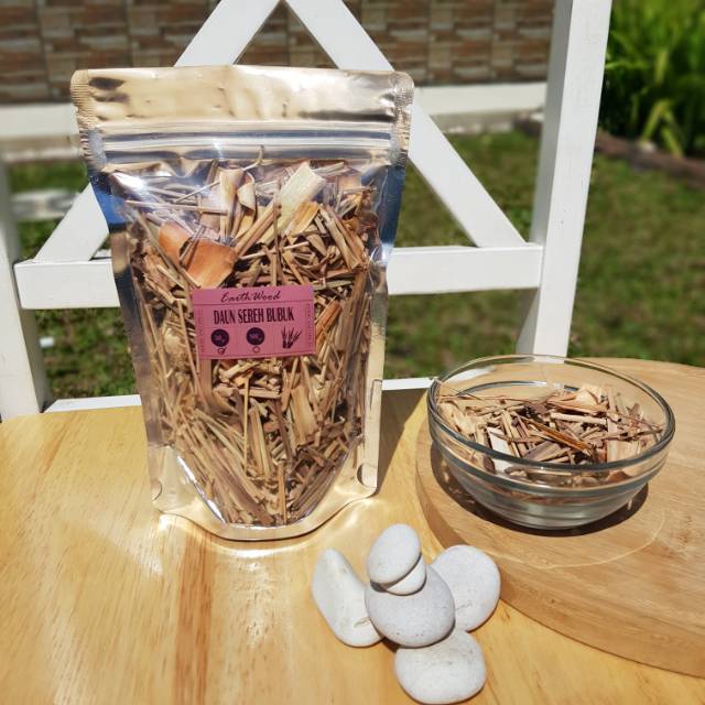 

Sereh kering / dried lemongrass