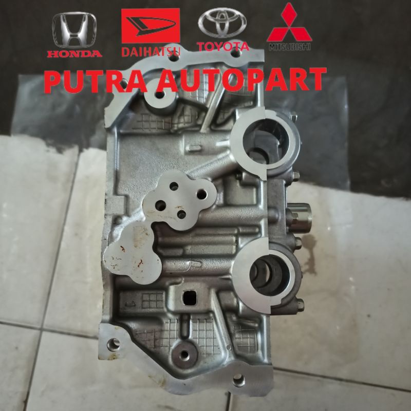 cylinder head Suzuki ertiga 77m 2018up original