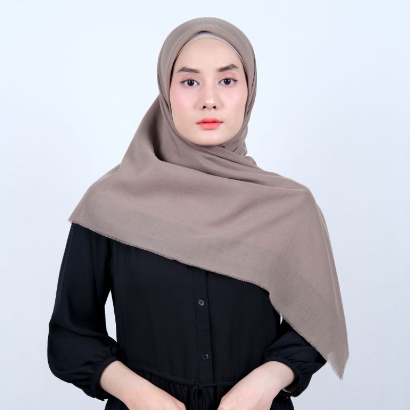 Jual Jilbab Segi Empat Polos - Hijab Kerudung Ansania Saudia Rawis