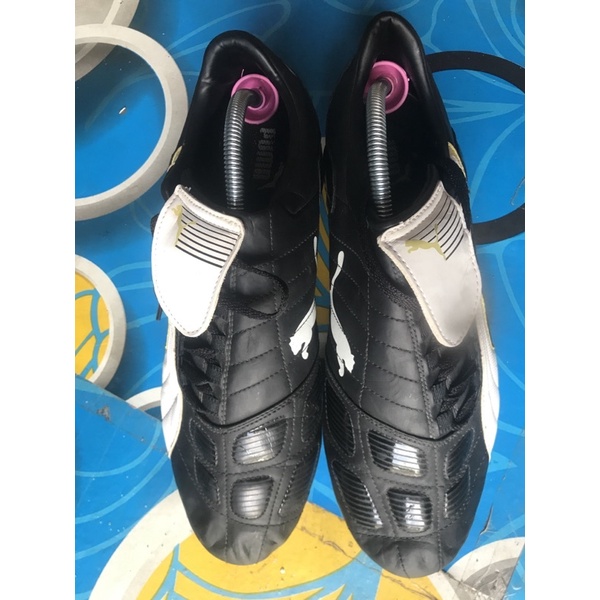 sepatu bola bekas/second puma v-kon II L FG
