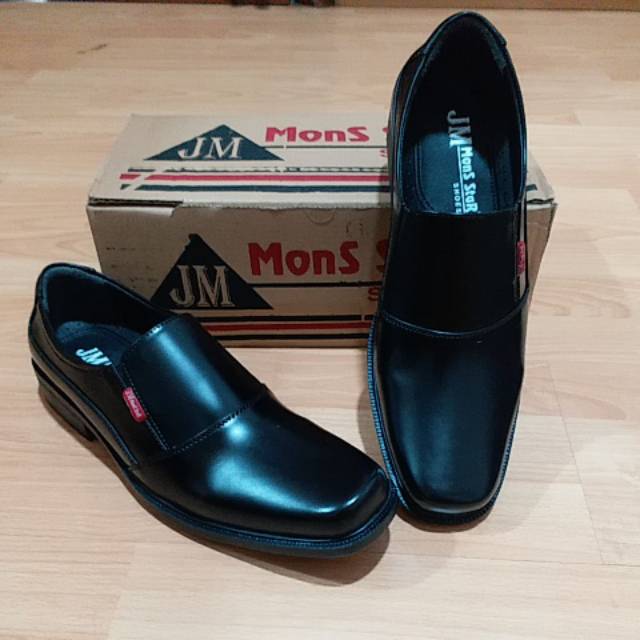 SEPATU PANTOFEL PRIA JM MONS STAR ( 202 )