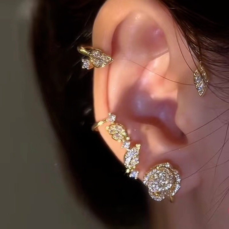 Anting Klip Tanpa Lubang Desain Bunga Mawar