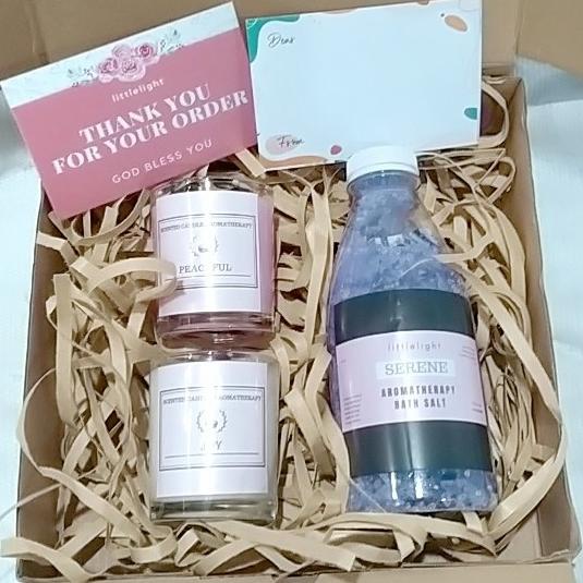 

Sale!!! Hampers Cantik Bingkisan Kado / Ulang Tahun / Wisuda - Paling Dicari
