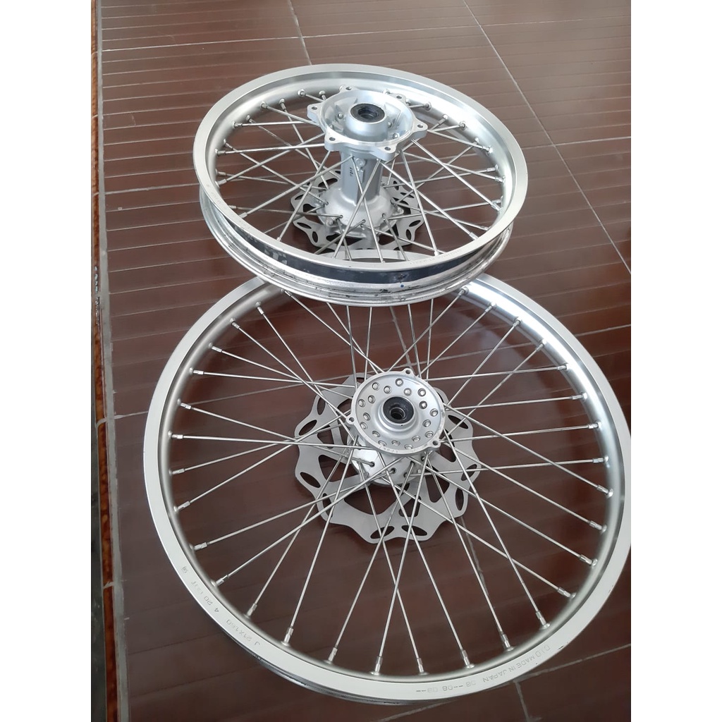 VELG SET WHEELSET ORIGINAL COPOTAN YAMAHA WR155 TANPA BAN RING 18 21