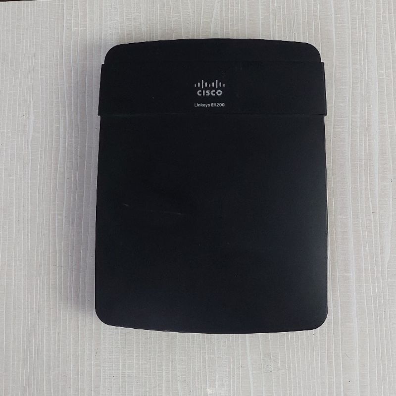 Cisco linksys E1200 Wireless Router