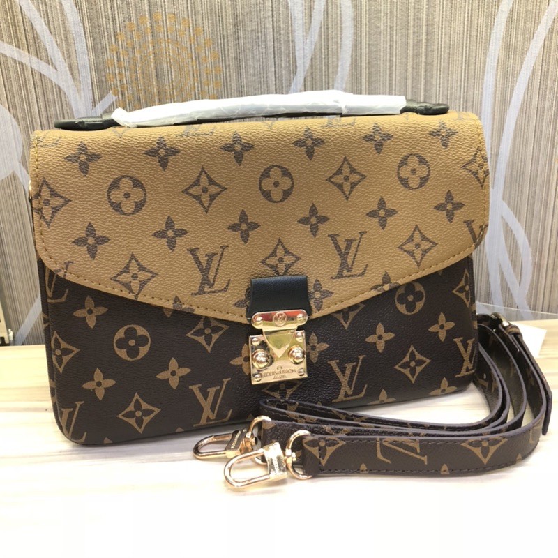 LV METIS POCHETTE MONO REVERSE
