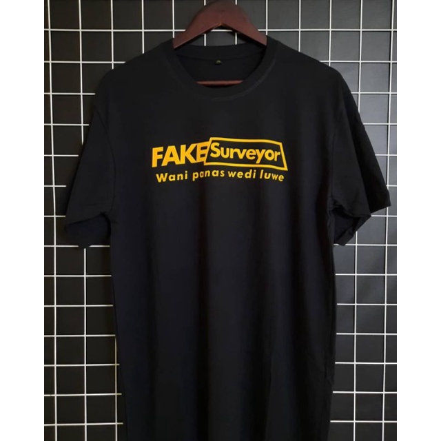 TSHIRT BAJU KAOS FAKE SURVEYOR WANI PANAS WEDI LUWE / KAOS SURVEYOR