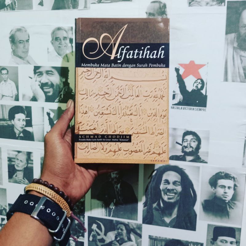 buku bagus Al Fatihah by Achmad Chodjim - Serambi