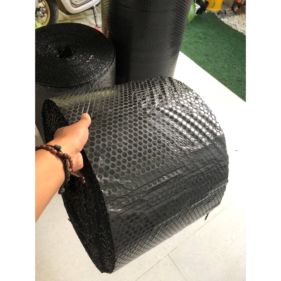 

Bubble Wrap Hitam Tebal 30cm x 50mtr Bubble Wrap Mini