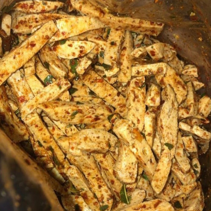 

Basreng stik pedas daun jeruk