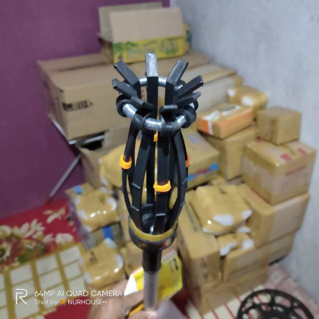 ALAT PASANG LAMPU TONGKAT LAMPU