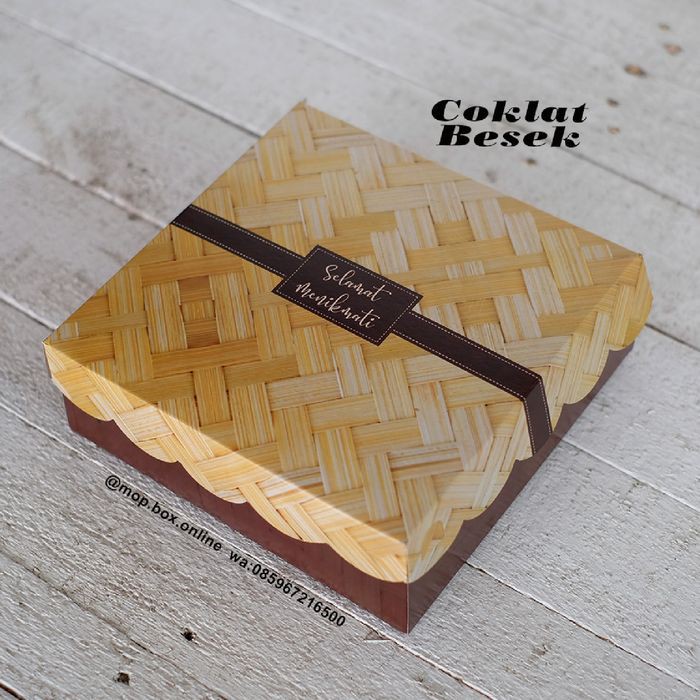 

50Lembar Dus Nasi R10 Coklat Besek Kotak Nasi R10B 22x22 Box Nasi