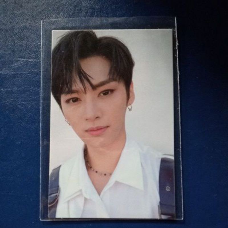 PC Lee Know Levanter Limited