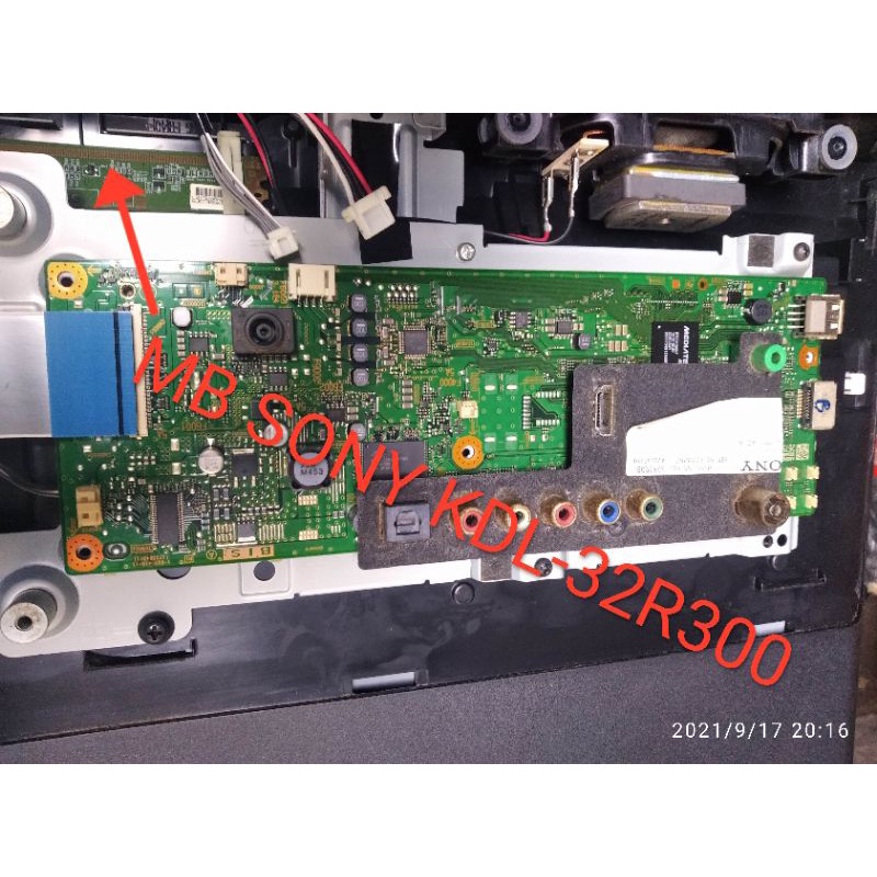 MB TV LED SONY KDL-32R300B