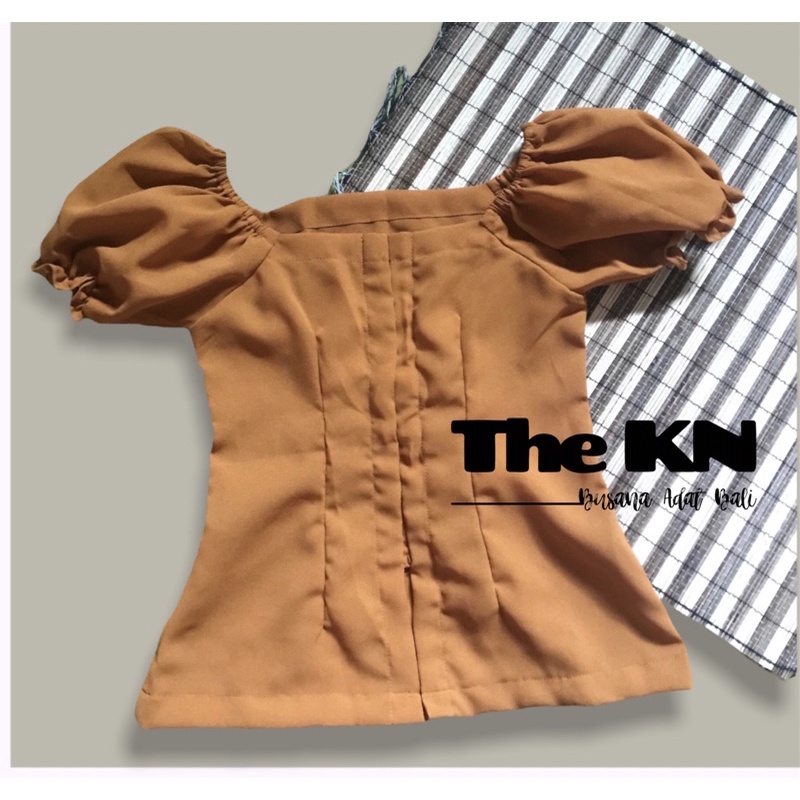 Kebaya Baby Sifon Polos Model Sabrina Kerut