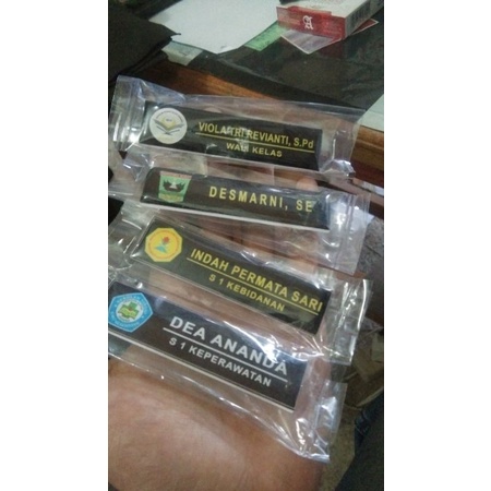 

Pin Nama / Nametag / Nama dada