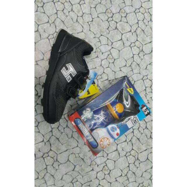 Sepatu Sekolah Anak HOMYPED ZOE 01 SUPER BLACK BERHADIAH ROBOT HOMY77