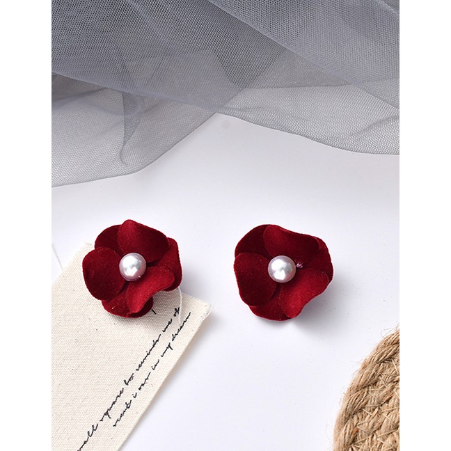 LRC Anting Tusuk Fashion Flocked Flower Pearl Stud Earrings D67340